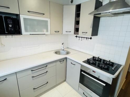 Przytulne mieszkanie na I piętrze z dużym balkonem