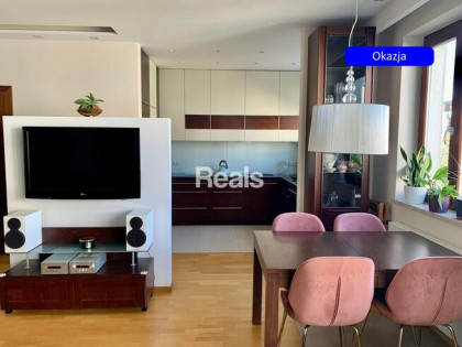 Apartament z widokiem na patio, Kazachska, Wilanów