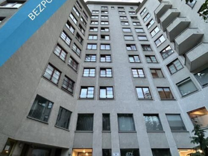 Mieszkanie w Warszawie z miejscem postojowym