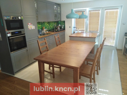 Sławin - 2 piętra domu po remoncie + garaż