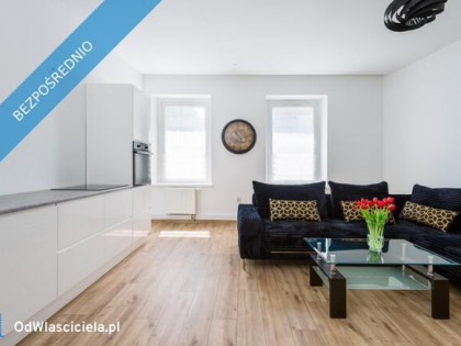 Nietypowe mieszkanie: pokoje w kwadracie, duża łazienka z oknem i duża garderoba