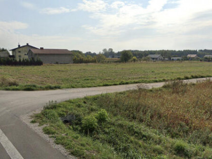 Działka Postękalice 16 arów aktualne warunki zabud