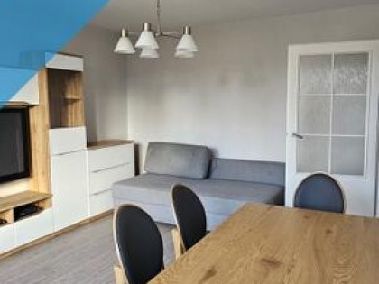 3 słoneczne pokoje 50m2 przy metrze na Woli