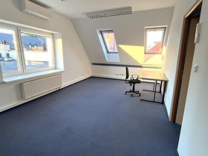 Wynajem Lokal użytk.usług.-biurowy 67 m2. Centrum