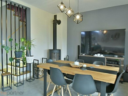 Dom Chrząstawa Mała gm. Czernica, Radosna