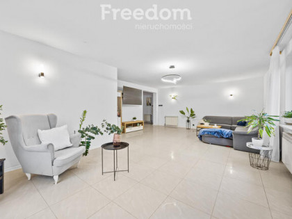 Janówek - funkcjonalny dom obok Tarczyna