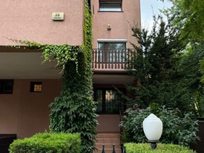 Dom z ogrodem gotowy do zamieszkania, bezpośrednio