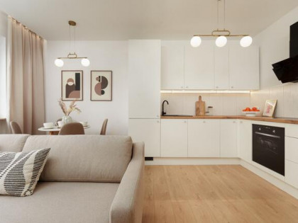 3 pokoje. CO miejskie| po gen. remoncie z widokiem