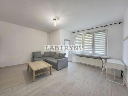 M-3 Tysiąclecie, Kosmiczna, parter, uczelnie