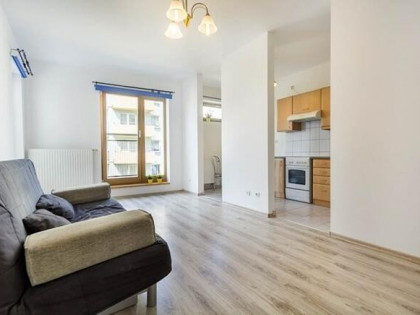 Osmańczyka 22, słoneczna kawalerka, 33 m2