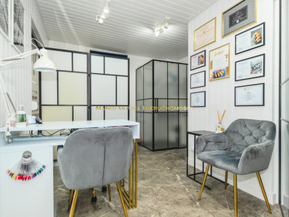 Lokal usługowy na sprzedaż tuż obok Starostwa!