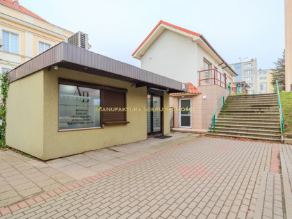 Lokal usługowy na sprzedaż tuż obok Starostwa!