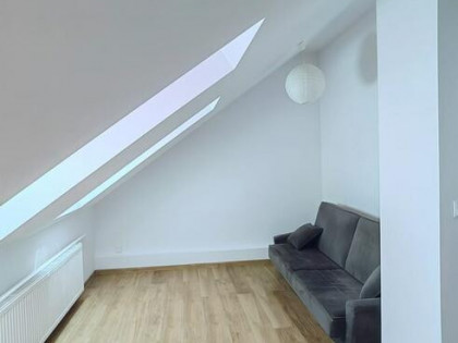 Al. Wyzwolenia 64, kawalerka w centrum