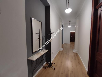 Doskonały adres  Al. Jerozolimskie- 110 m 2