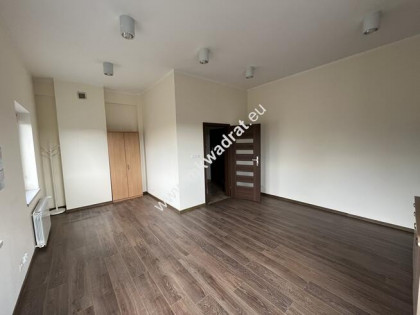 4 pokoje biurowe 65m2, MEDIA , 3 m-ca parking