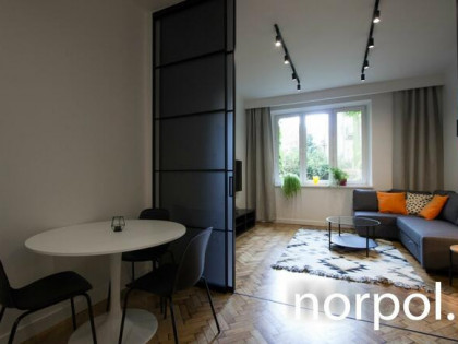 Kazimierza Wielkiego, 2 pokoje, garderoba, klimatyzacja, balkon