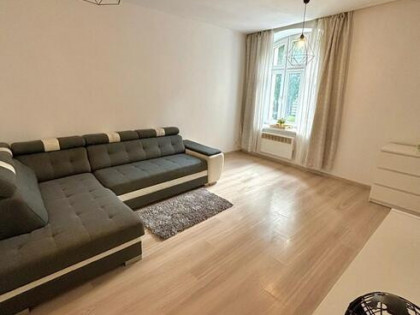 Jasna, funkcjonalna kawalerka, Chodkiewicza 10