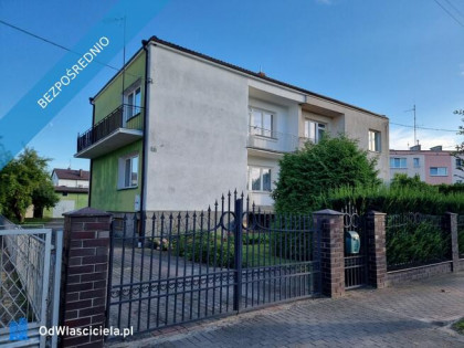 Sprzedam dom w zabudowie bliżniaczej