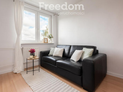 Mieszkanie 4-pokojowe z balkonem blisko centrum