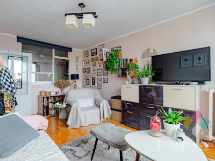 Jagiellońska, 37,5 m2, 2 pok., do remontu, balkon