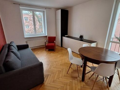 Jasne mieszkanie do własnej aranżacji, Konstadta 7