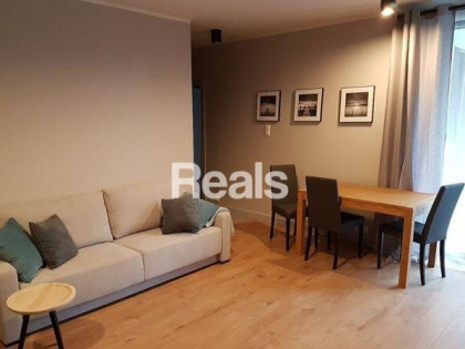 7 miin od stacji metra Rondo Daszyńskiego