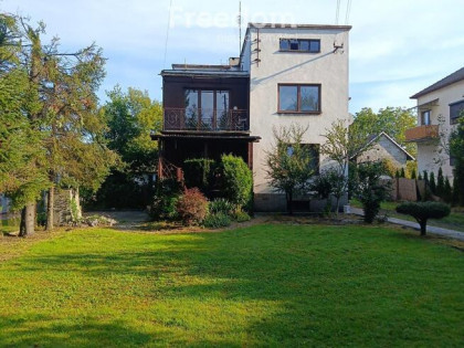 Dom z sadem przy trasie Bielsko Kraków