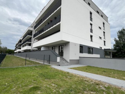 3 pokoje nowy blok, garaż miejsce parkingowe, komórka