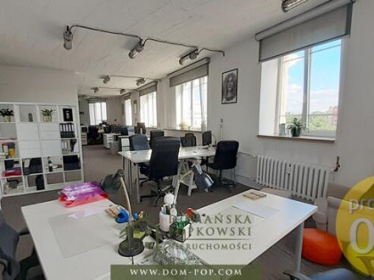 Centrum - biuro 146 m2, reprezentacyjna kamienica