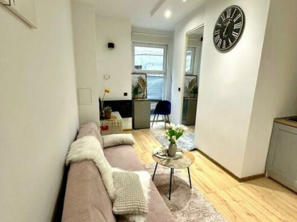 Kawalerka na Piotrkowskiej do wynajęcia - OD ZARAZ