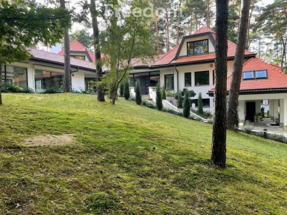 Wyjątkowa nieruchomość w Magdalence