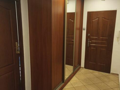 Centrum, 2 pokoje, media miejskie, balkon