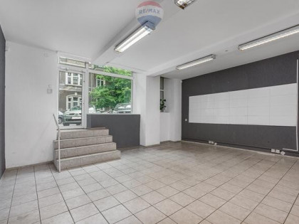 3 pok. przyziemie Łazarz