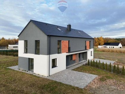 Wyjątkowy funkcjonalny dom, duża działka, obok las