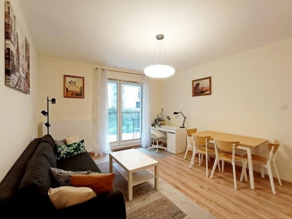 2 pokoje z balkonem, 43 m2- Stefana Okrzei 18