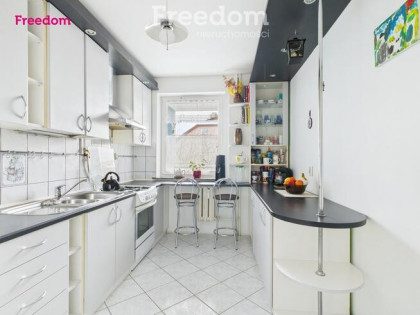 Słoneczne mieszkanie w spokojnej okolicy