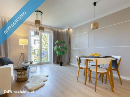 *3pokojowe koło rynku Łazarskiego z parkingiem i widokiem*