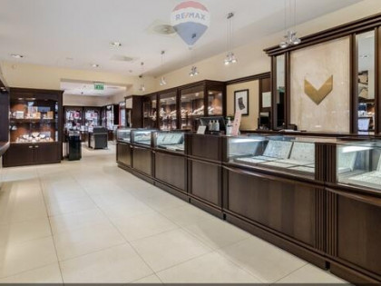 LOKALHANDLOWO-USŁUGOWY STARE MIASTO PADEREWSKIEGO