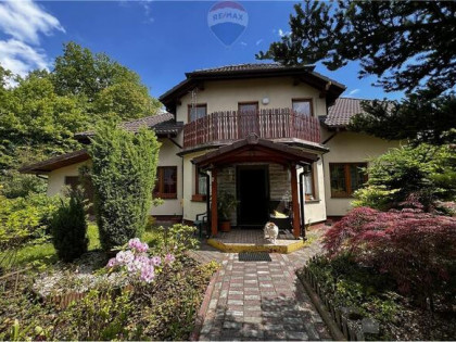 Przestronny dom w otoczeniu zieleni - Mazańcowice