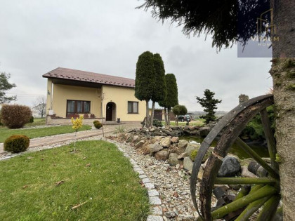 Dom Zaczarnie gm. Lisia Góra