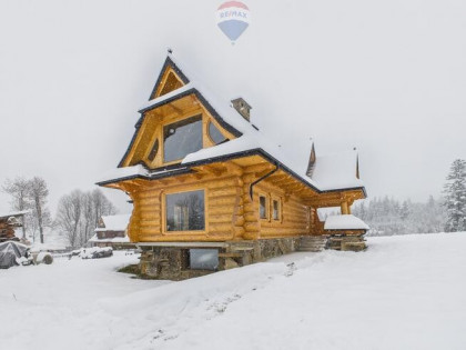 DOM Z BALI W KOŚCIELISKU