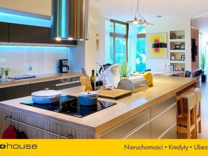 Dom NAD MORZEM w otoczeniu lasu!