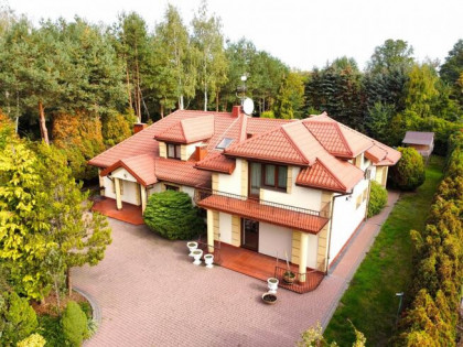 Elegancki dom wolnostojący 250 m2  / Wysoki standard / Zamiana na mieszkania