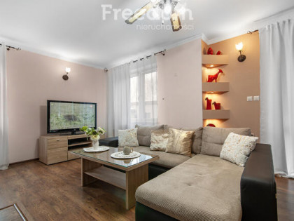 Komfortowy dom z ogrodem i garażem w Księstwie