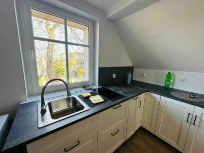 Zakrzów ,1 piętro w willi 1 pok, osobno kuchnia