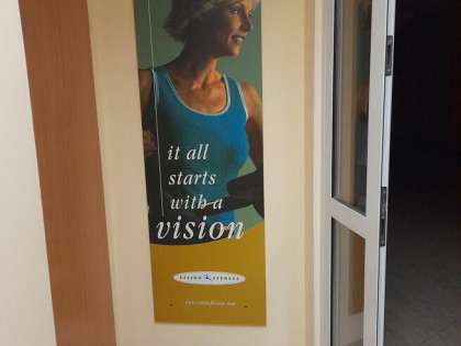 Kolobrzeg dom z mieszkaniem i 3 kortami squasha