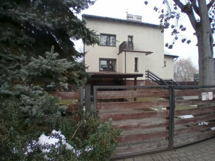 Dom Wrocław Psie Pole, Strachocin