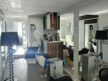 Stanowisko fryzjerskie wynajme 650zł centrum Gorzów Wie