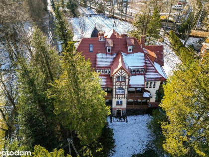 Willa z restauracją centrum Świeradowa (klucze w biurze)