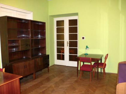 Dwupokojowe mieszkanie - początek ul. J. Lea